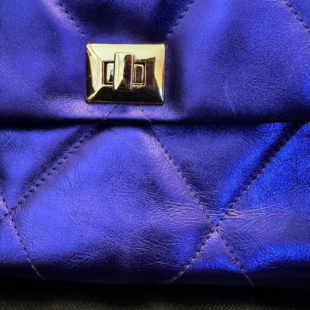 Virsa XL Diamonds Eternal Quilted Leather Metallic Purple Crossbody - Picture 5 of 9